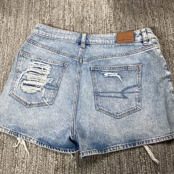 Womens American Eagle Jean Shorts - Picture 4 of 4